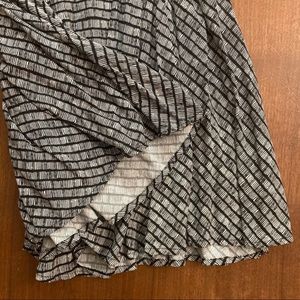 Flowy Fit & Flare Cami Dress | Old Navy | XS | Black & White